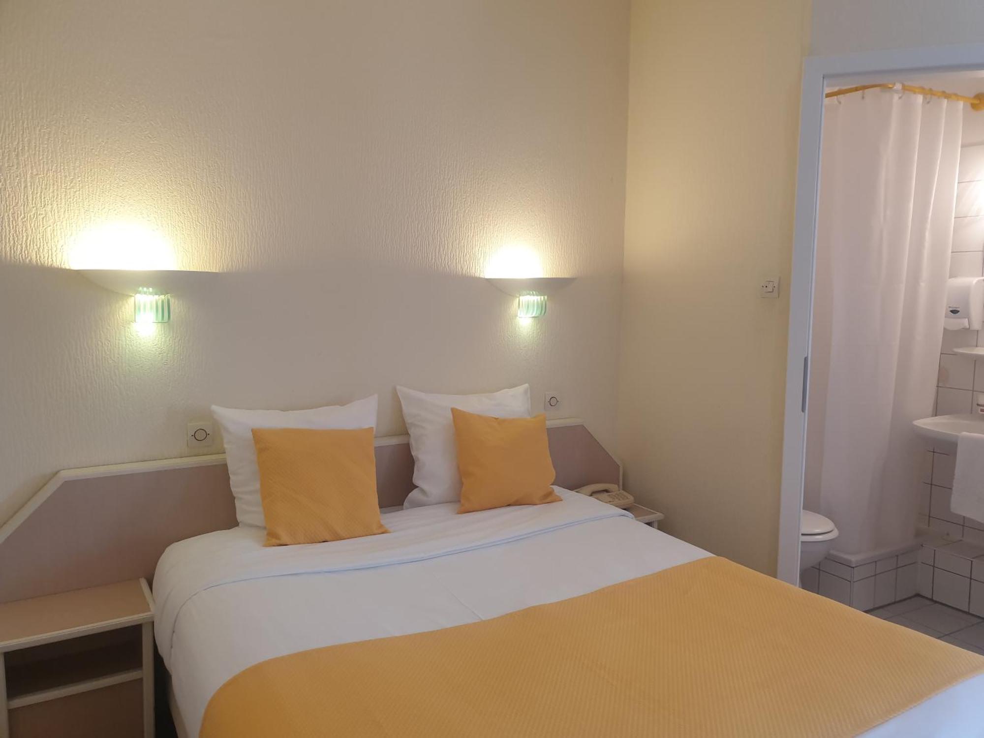 Hotel Restaurant Aux Deux Roses Neuf-Brisach Eksteriør bilde