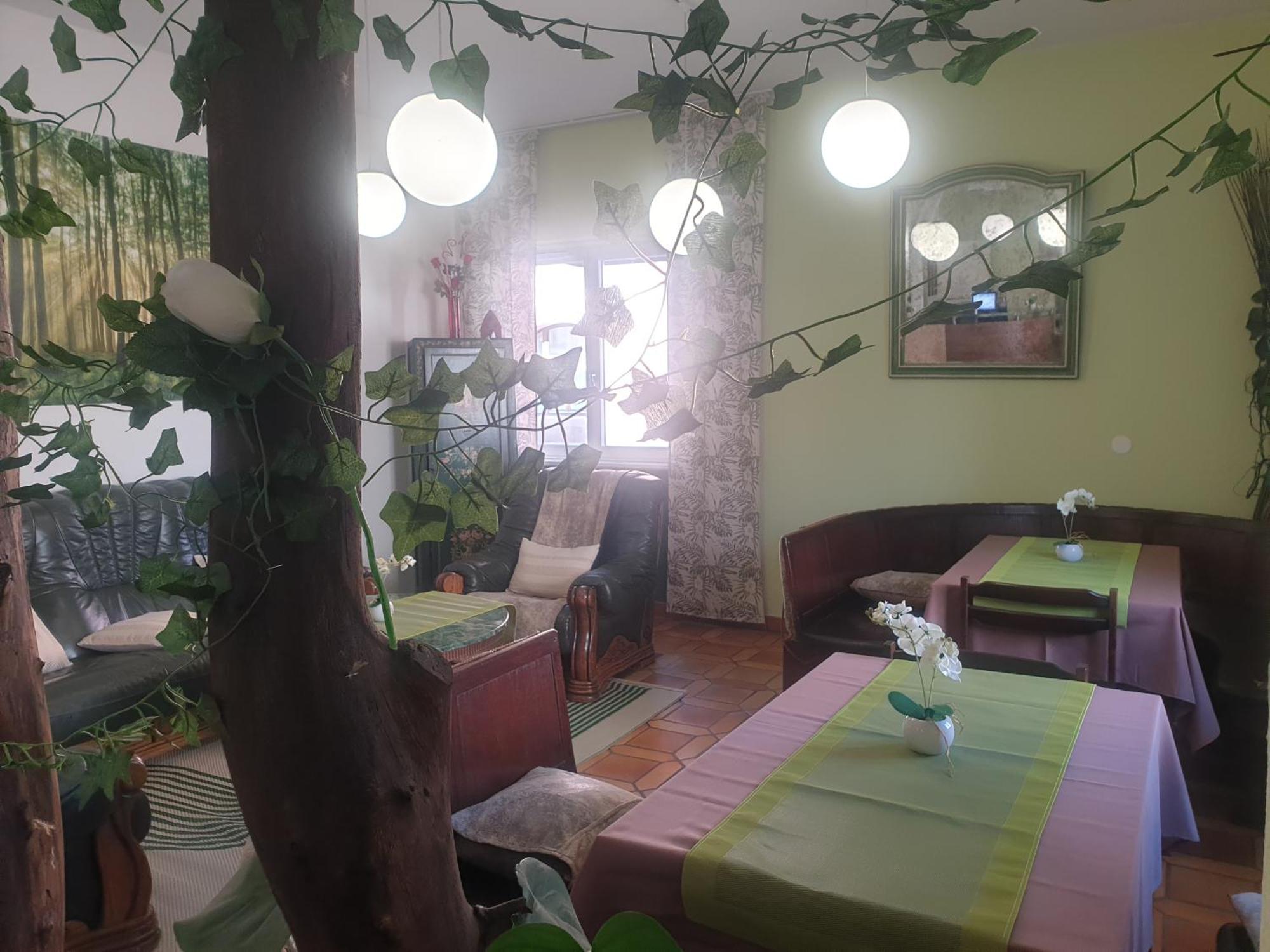 Hotel Restaurant Aux Deux Roses Neuf-Brisach Eksteriør bilde